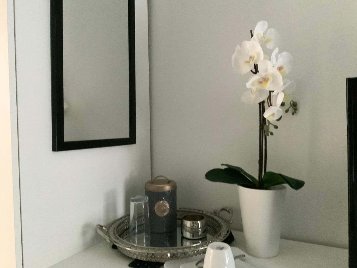לוקסמבורג Executive Single Room With En-Suite In Guest House City Centre מראה חיצוני תמונה